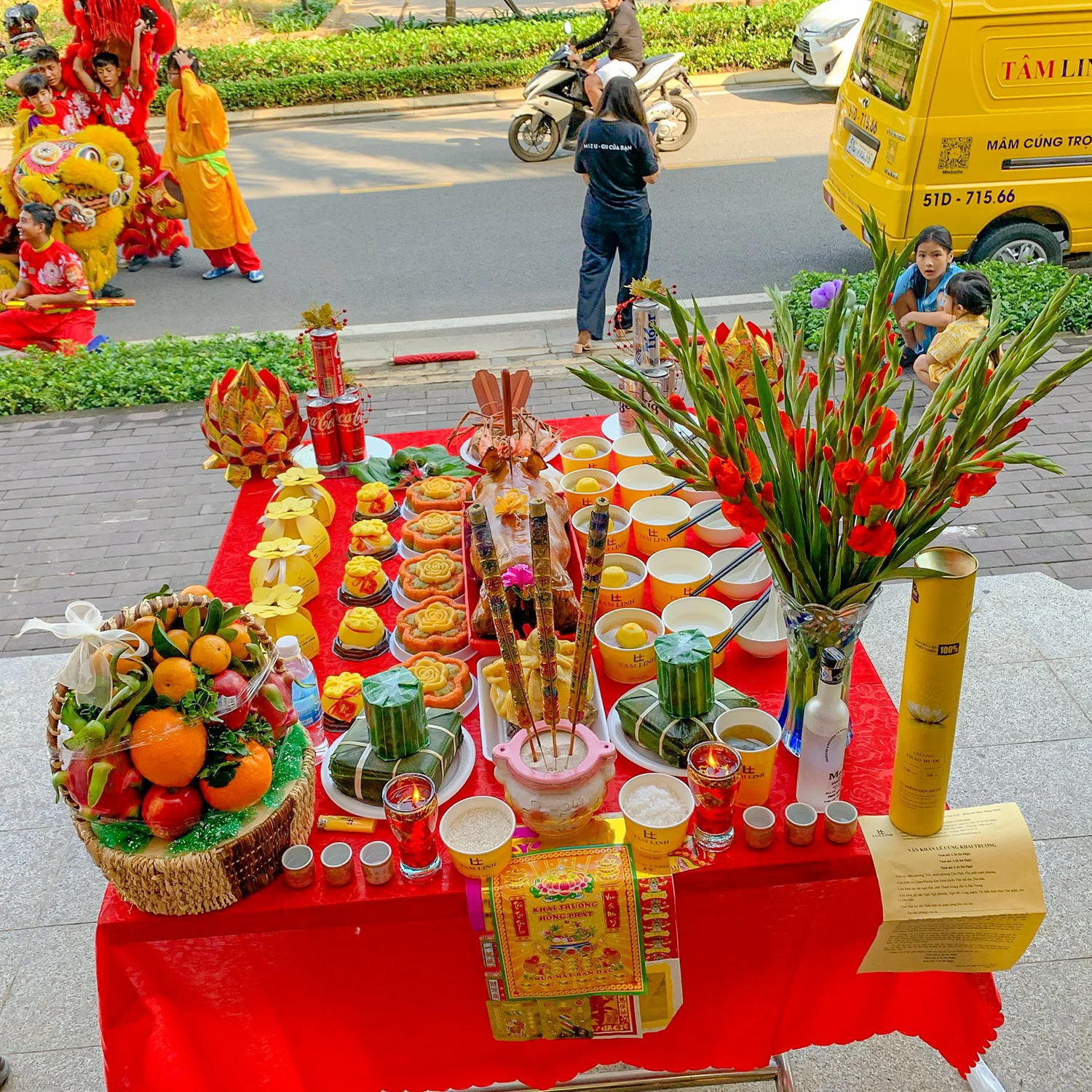 cúng khai trương